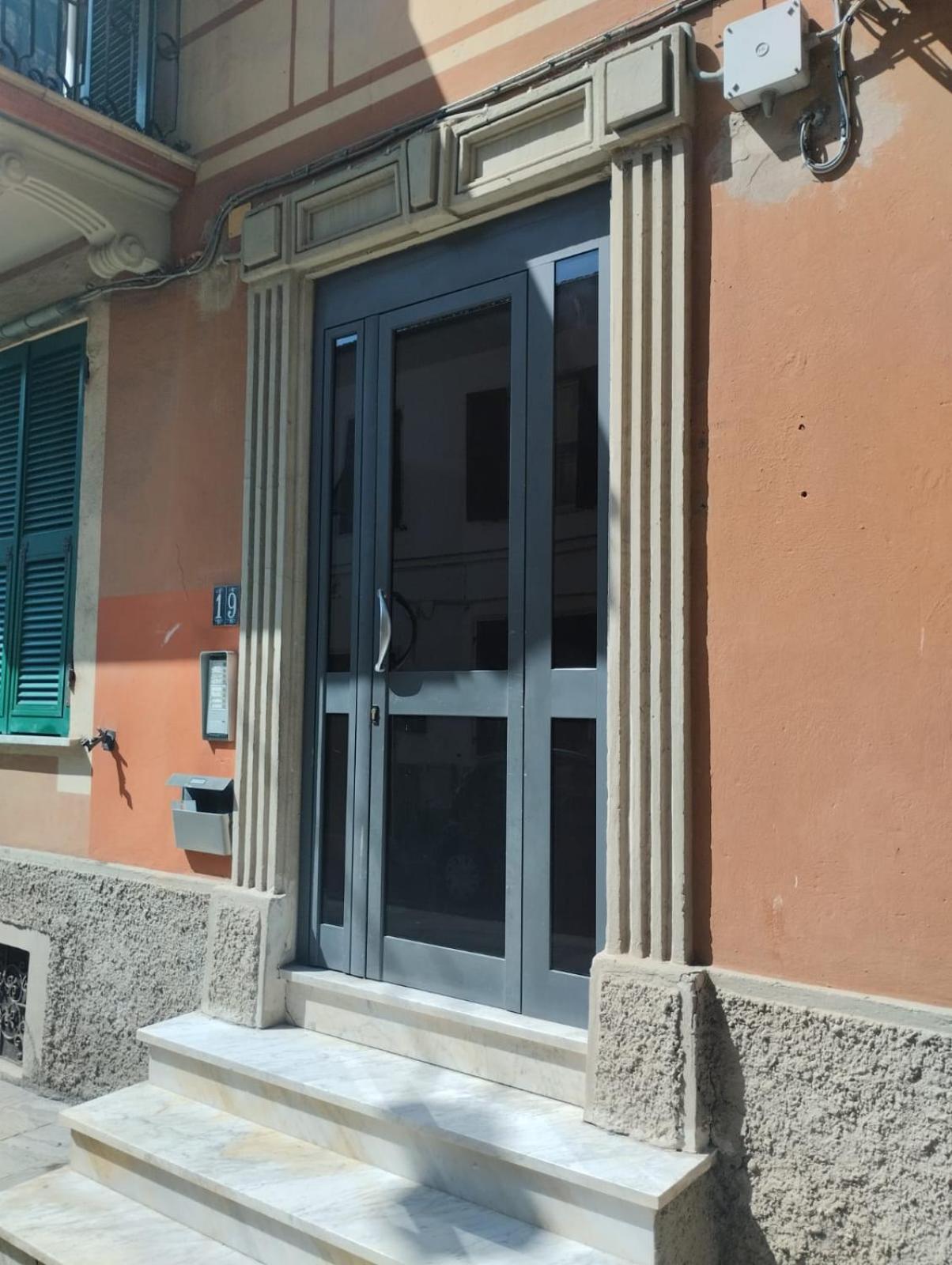 Apartamento Casa Vacanze Andrea La Tua Base Per Visitare Il Mare Delle Cinque Terre La Spezia Exterior foto